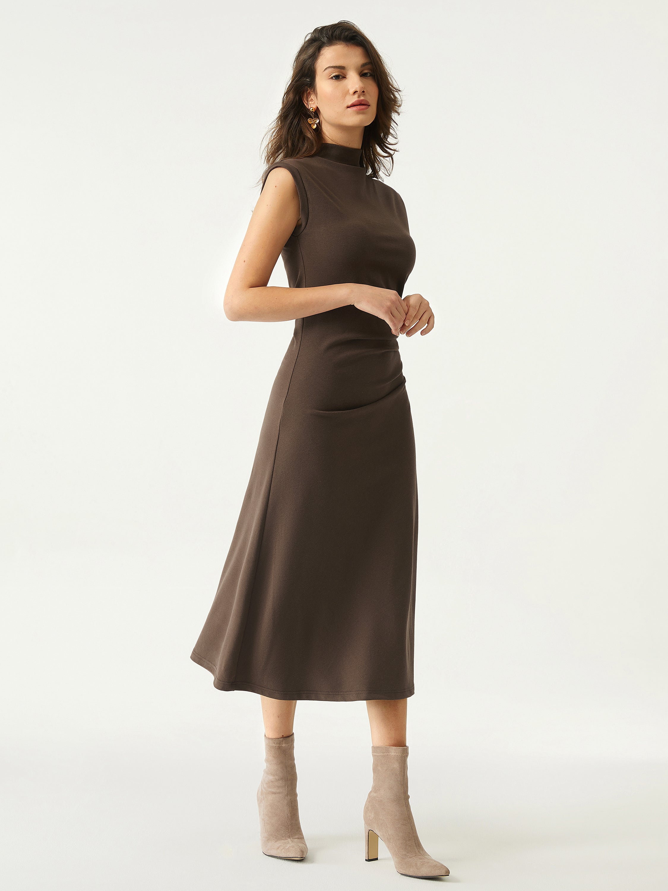 OGLmove Mockneck Tucks Midi Dress