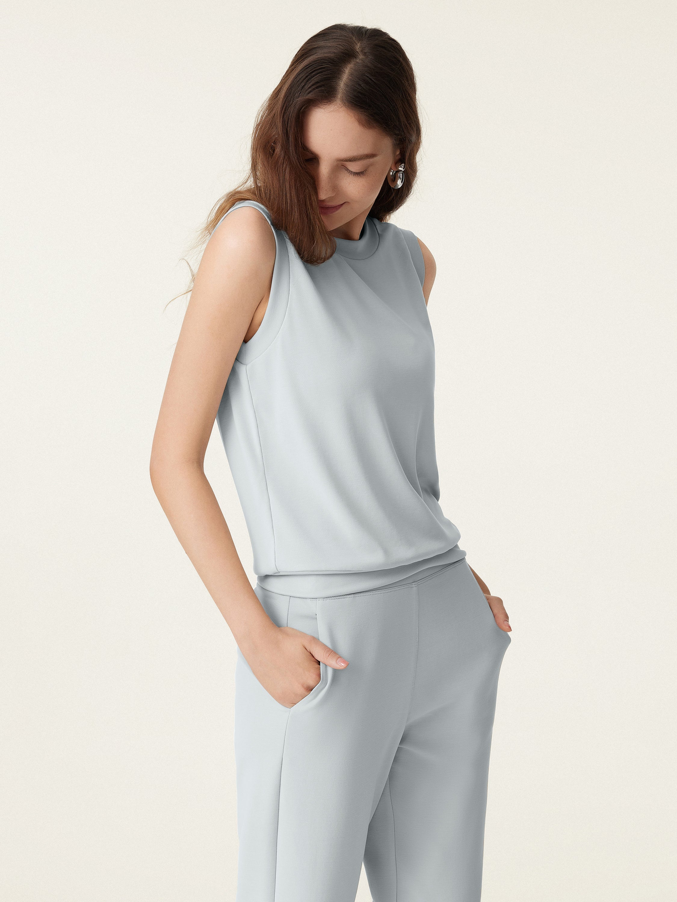 OGLmove Crew Neck Top and A-Line Pleated Shorts Set