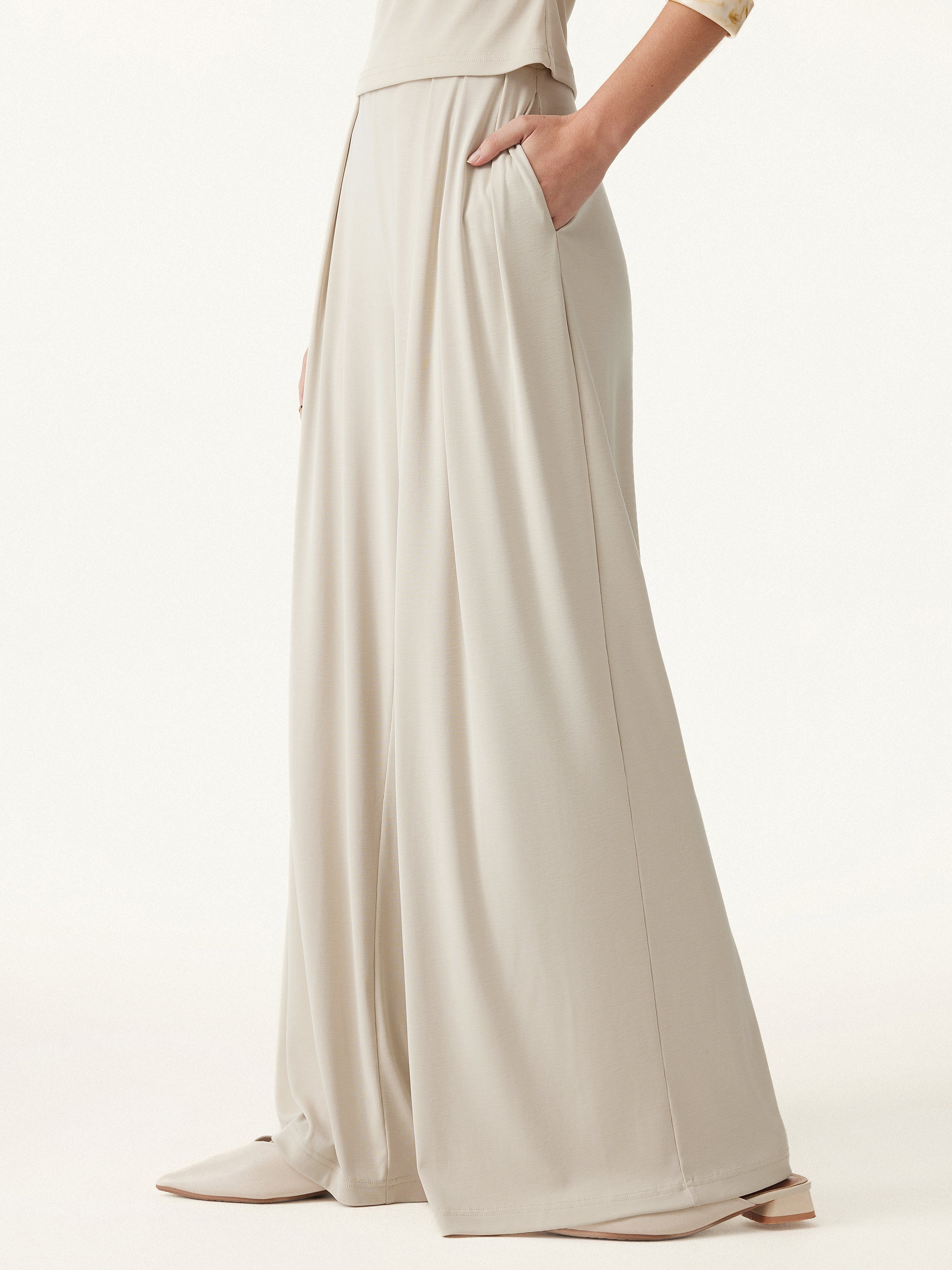 OGLmove Sandwashed Mid Rise Pleated Wide Leg Palazzo Pant with Pockets