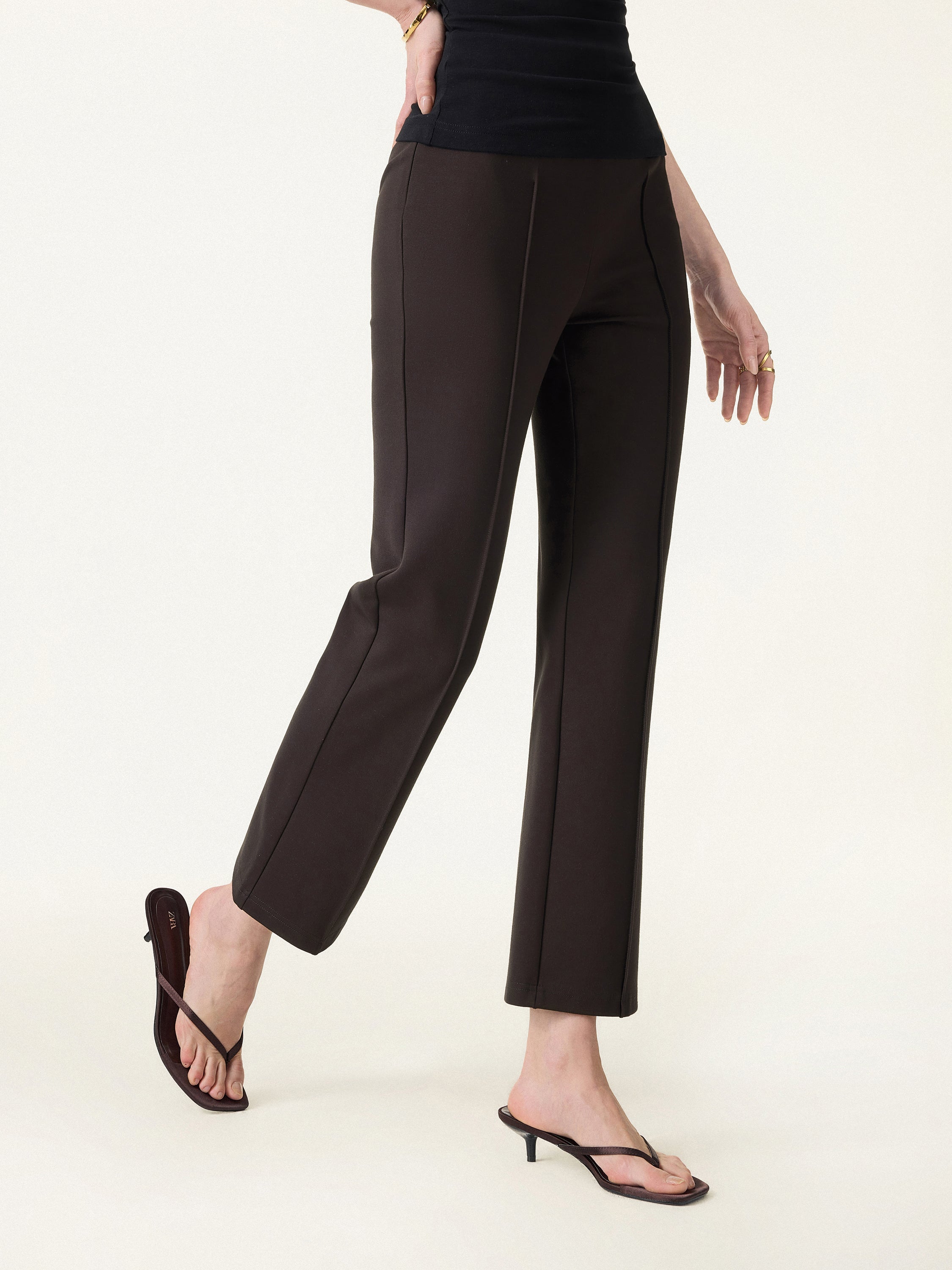 OGLmove Wrinkle-Resistant High Rise Cropped Flare Leg Travel Pant