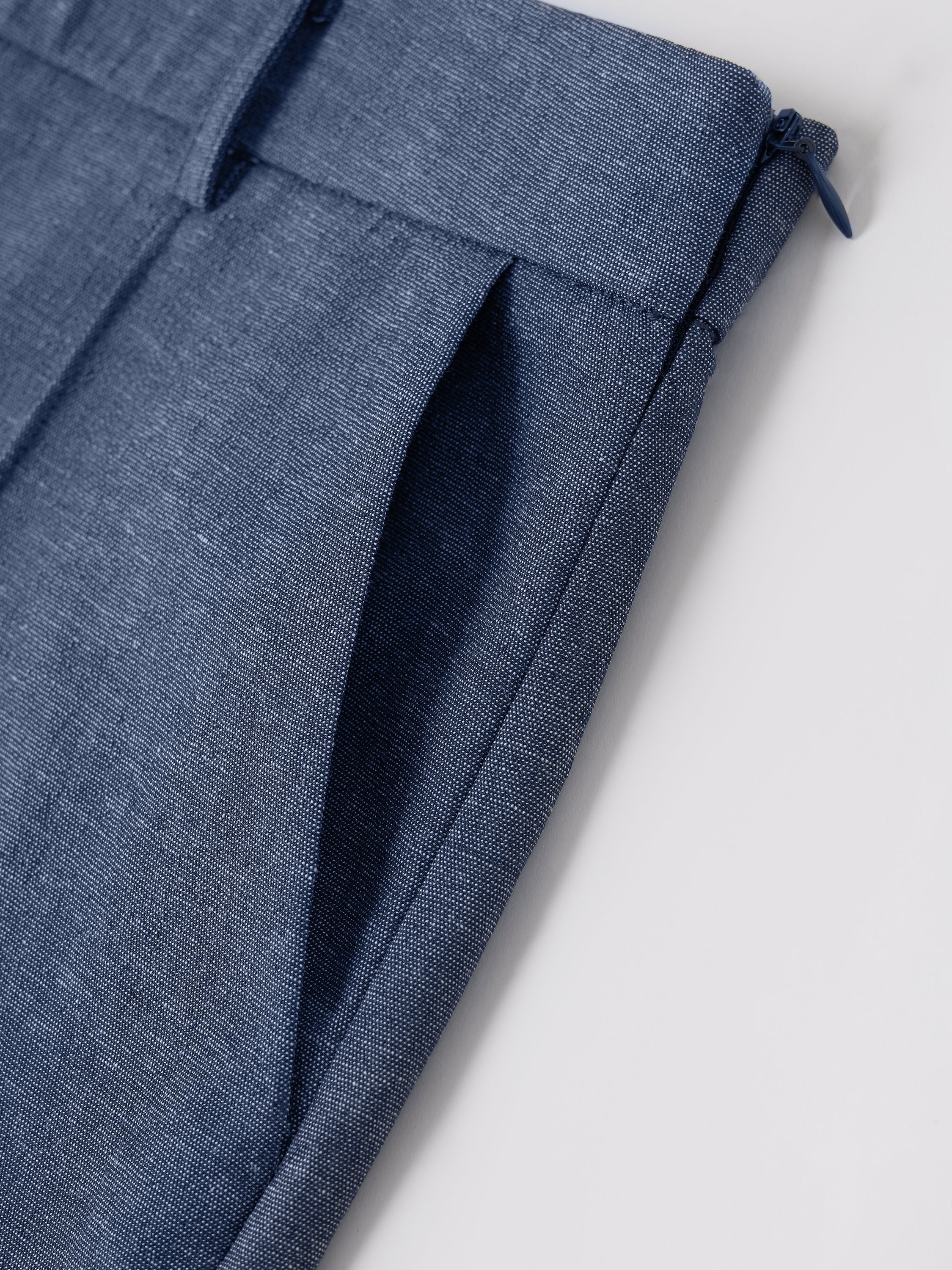 OGLmove Linen-Like Mid Rise Pintuck Shorts with Pockets