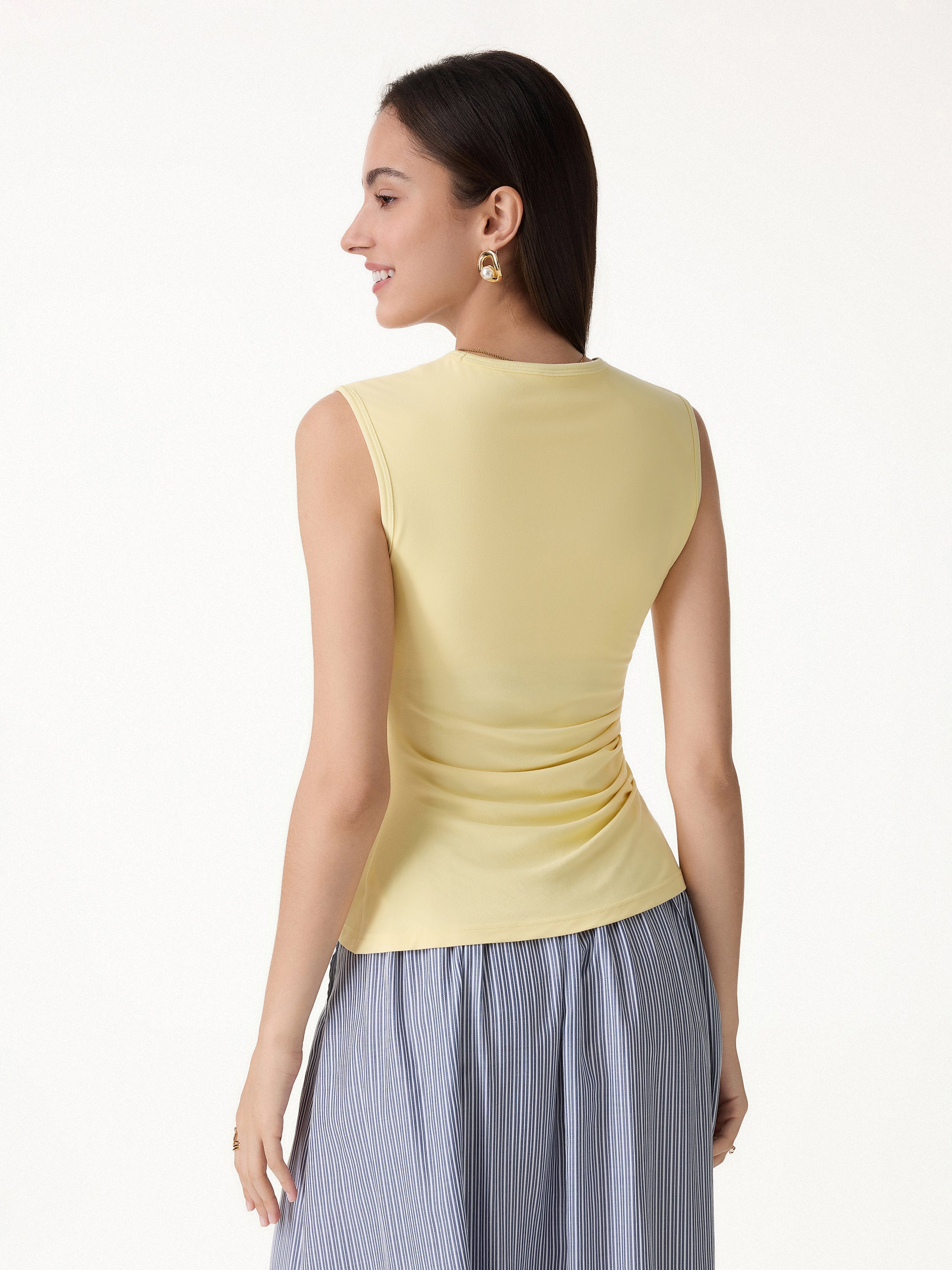 OGLmove U-Neck Tucked Sleeveless Bra Top