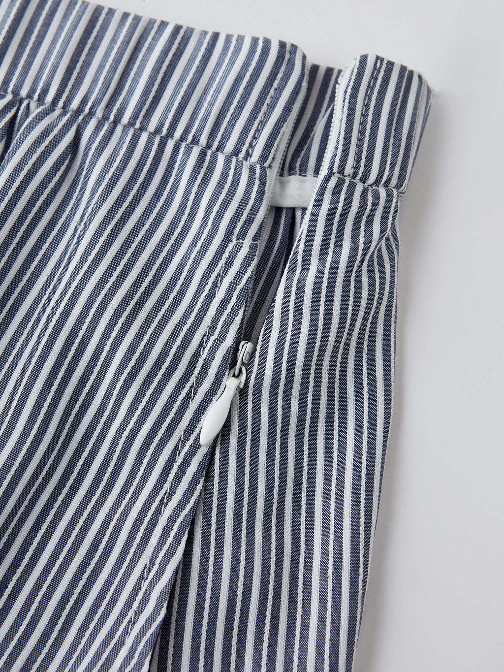 OGLmove Striped Poplin High Rise Umbrella Midi Skirt with Pockets